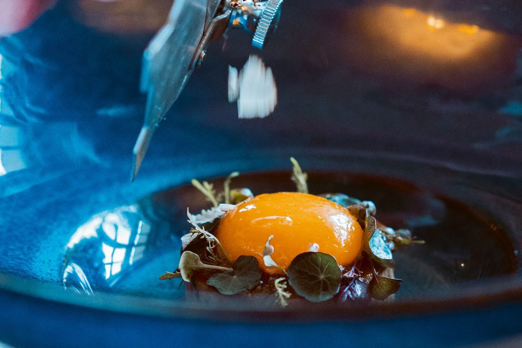 Dining In Derbyshire - The Bulls Head, Holymoorside - egg on blue plat