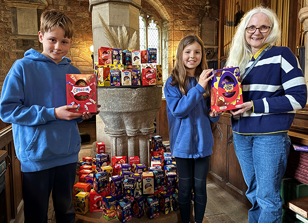 Derbyshire primary school children turn Easter bunny with chocolate eggs for vulnerable housing trust residents