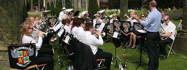 Introducing the Darley Dale Band!