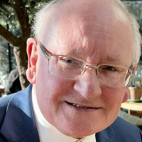 CHESTERFIELD MOURNS THE LOSS OF ONE OF ITS LAST GREAT GENTLEMAN SHOPKEEPERS