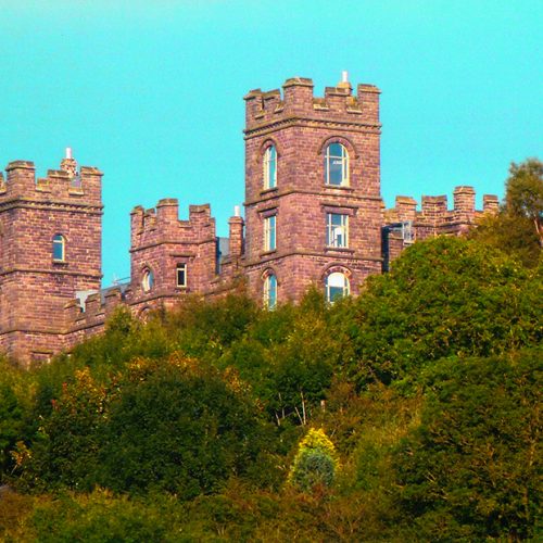 Walk Derbyshire – Riber Via the Front Door