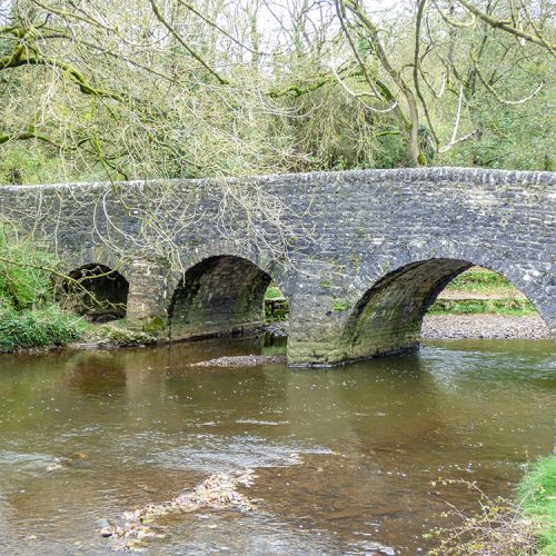 Walk Derbyshire – Thor’s Cave & The Manifold Valley