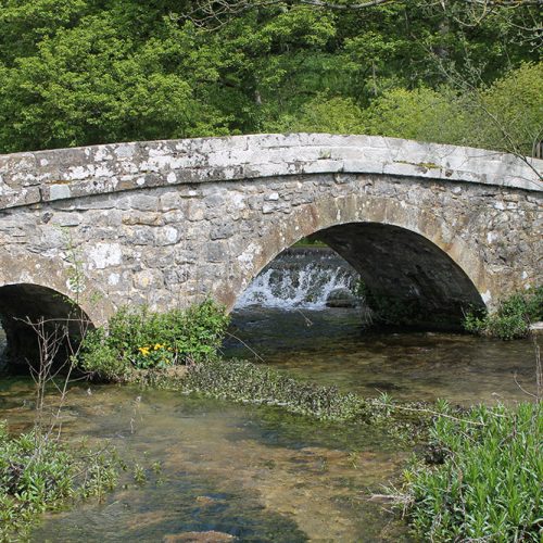 Walk Derbyshire – Youlgreave & Its Two Dales