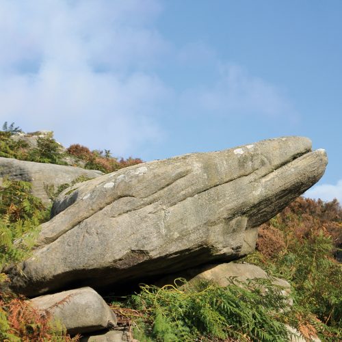 Walk Derbyshire – Toad’s Mouth, Carl Wark & The Upper Reach of Burbage Brook