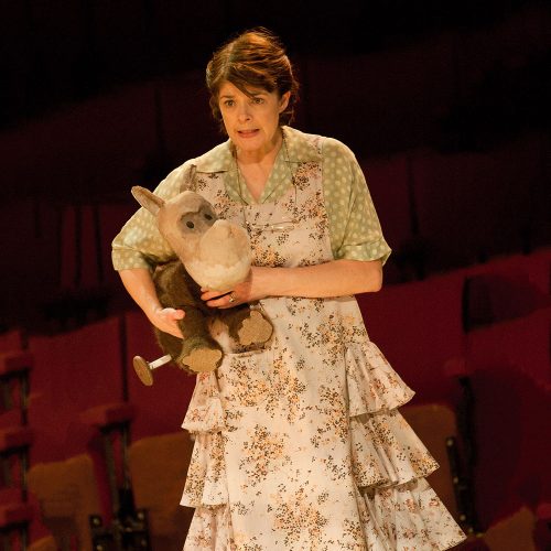 Celebrity Interview – Julia Watson