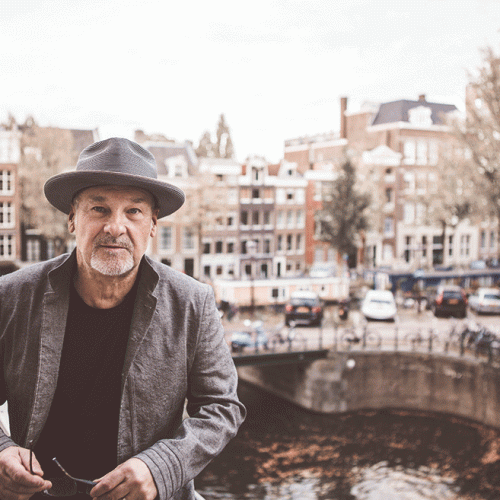 Celebrity Interview – Paul Carrack