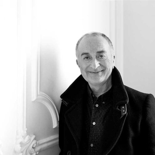 Celebrity Interview – Sir Tony Robinson