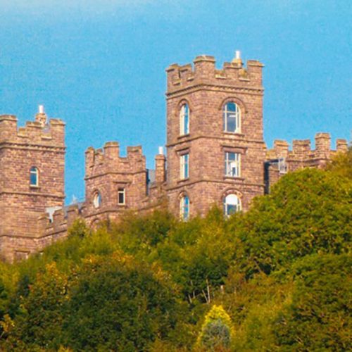 Walk Derbyshire – A Winter Warmer – To Riber & High Tor